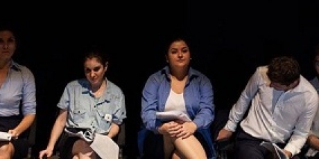 Mi(n)ority: un spectacol-document